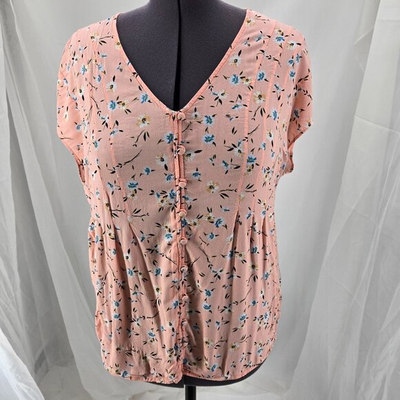 76-28 Torrid Peach Fit and Flare Challis Button Front Top Size 0 (12, L) - Picture 1 of 10
